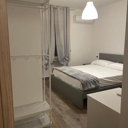Bed and Breakfast A Casa Di Nene Beb Лезина Экстерьер фото